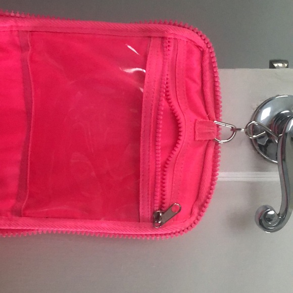 Victoria’s Secret -PINK makeup bag. - Picture 3 of 5